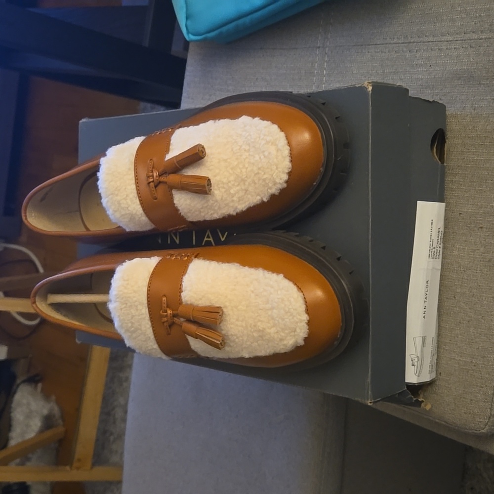 Shearling tassel leather loafer